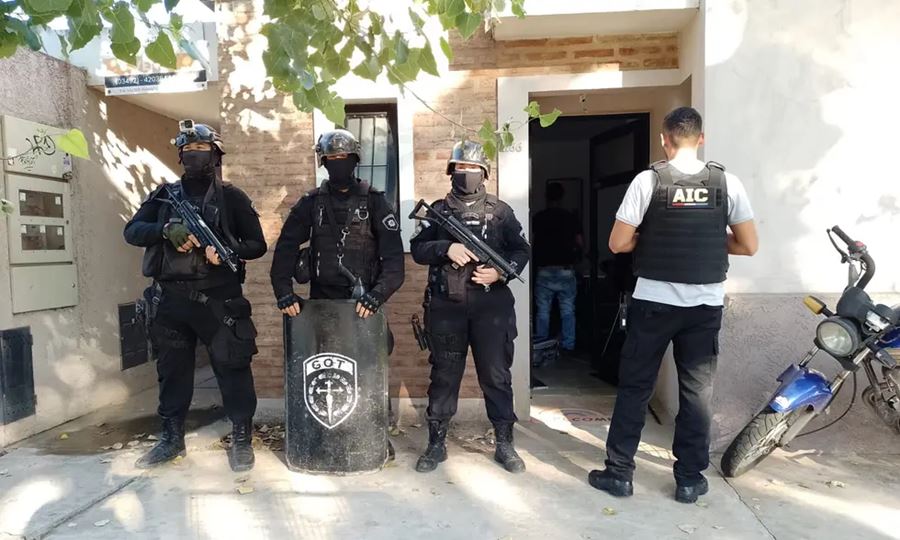 Detuvieron a otra de las “chicas de Tinder”